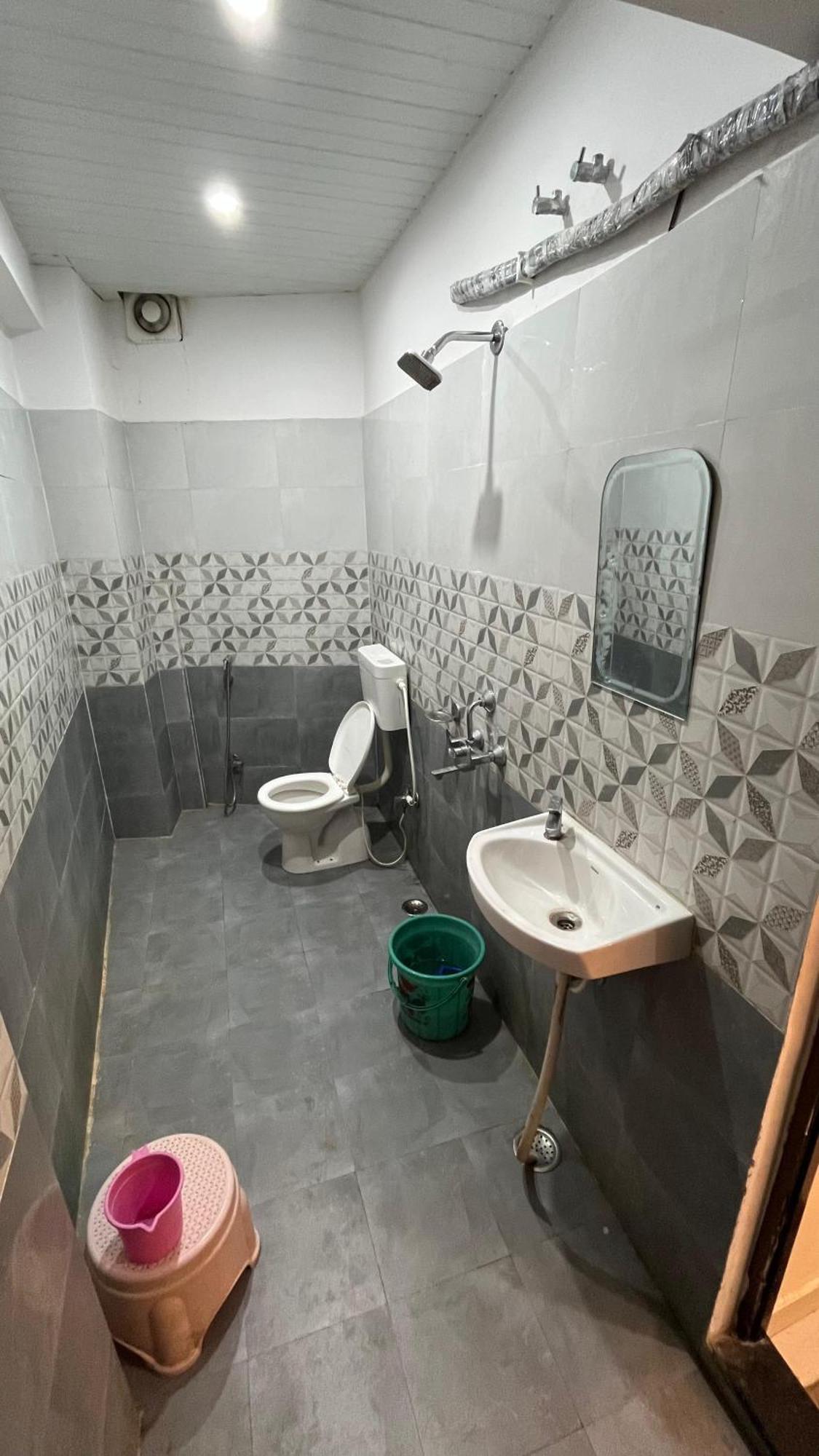 Gauri Kedareshwar Guest House Benares Buitenkant foto